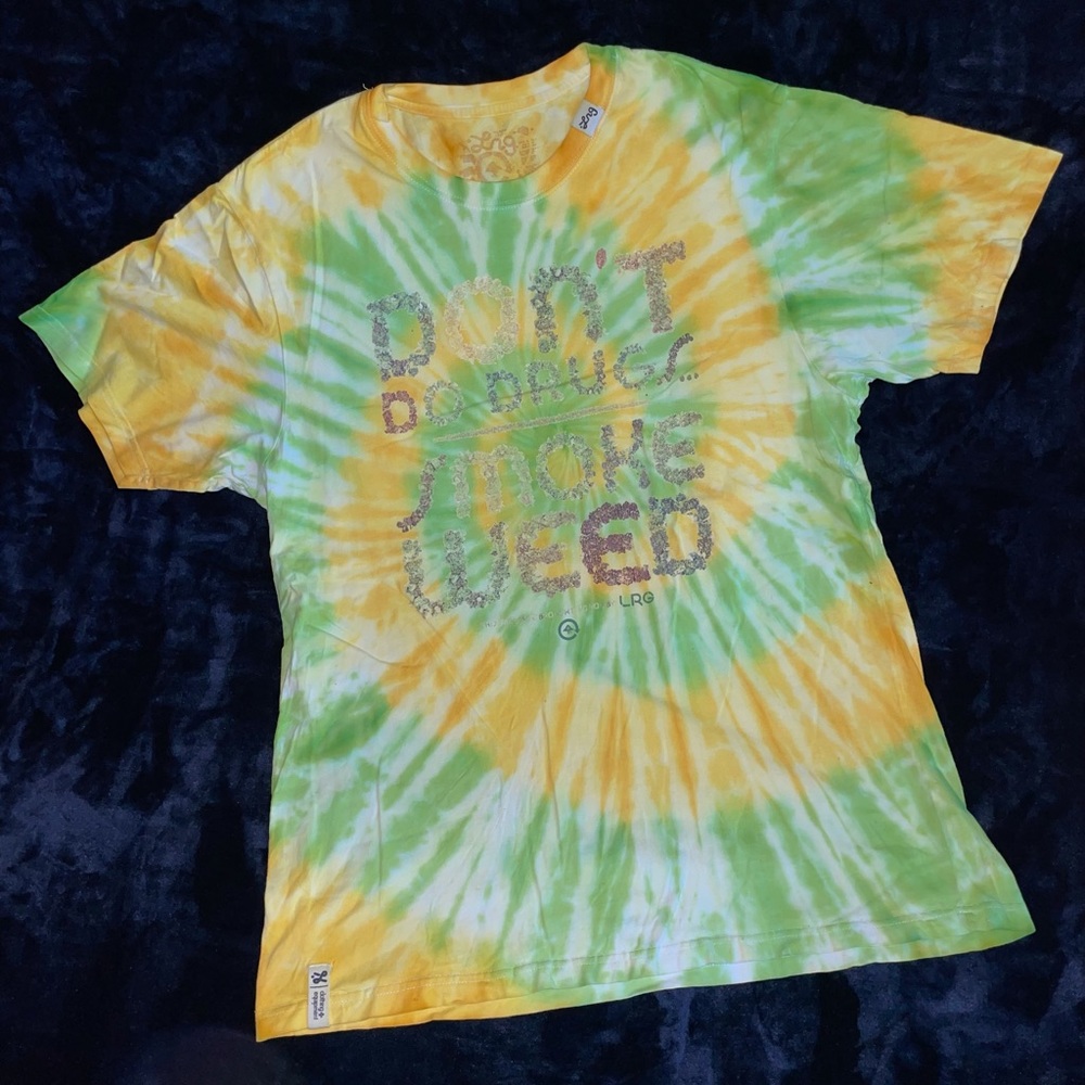 CannaDipt Capsule LRG Do Drugs x P.Licious Tie Dye
